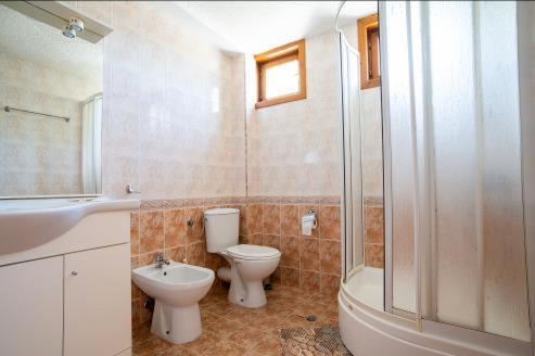 Hotel Раѝ à Hisarya Extérieur photo