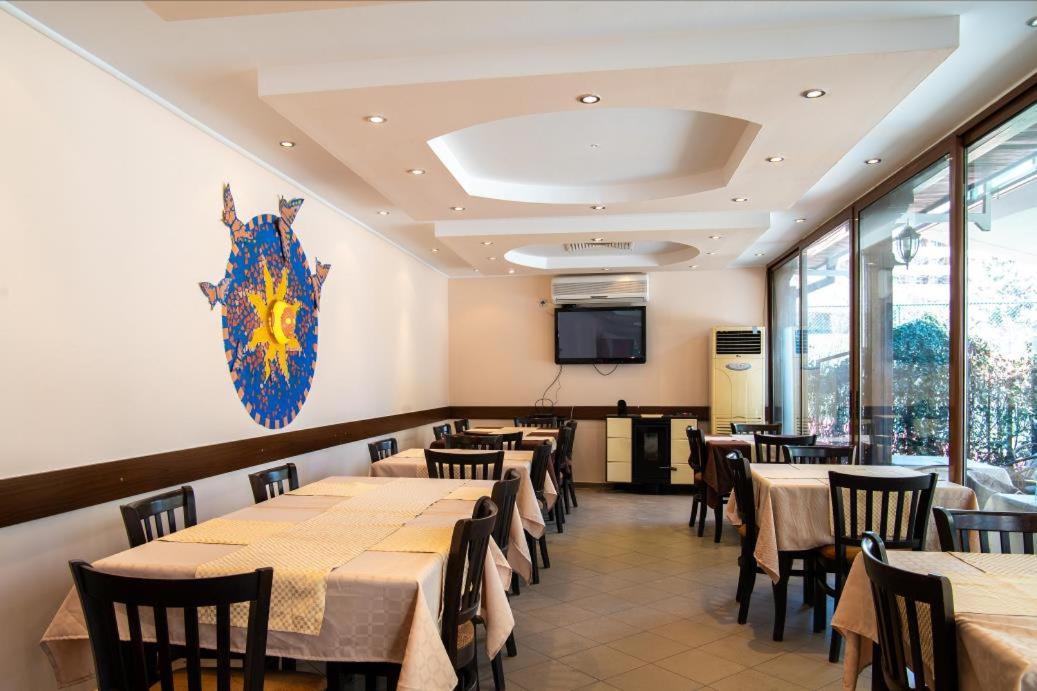 Hotel Раѝ à Hisarya Extérieur photo